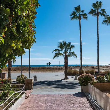 Apartment At129 En Primera Linea De La Playa Torredembarra